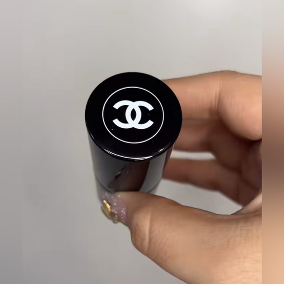🌸Chanel Les Beiges Retractable Kabuki Brush NEW AND PHOLD POUNCH 🌸 - Picture 11 of 14